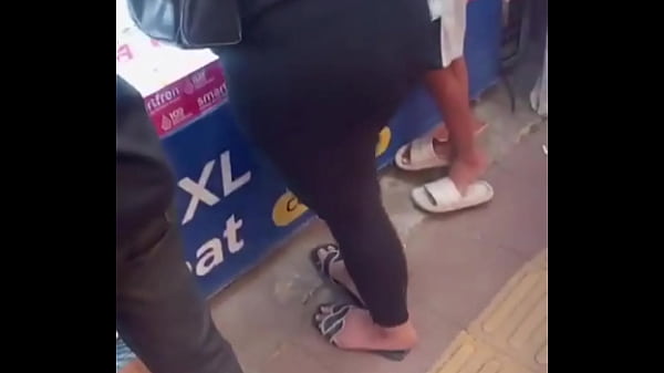 Indonesian porn accompanying binor shopping at the shop